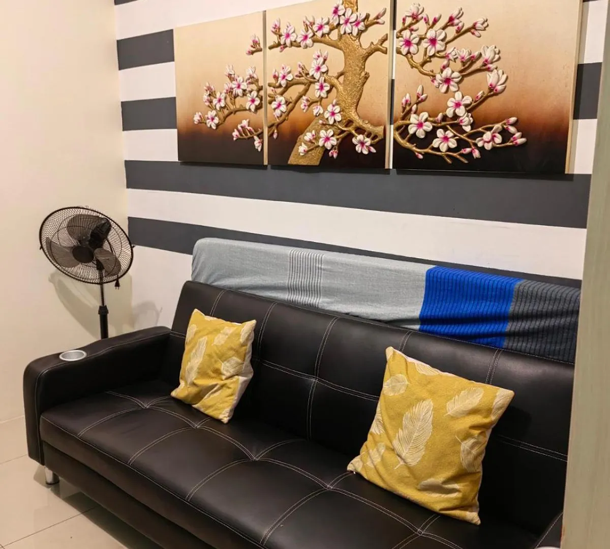 Casa Renta By John J. Apartment Manila Philippines